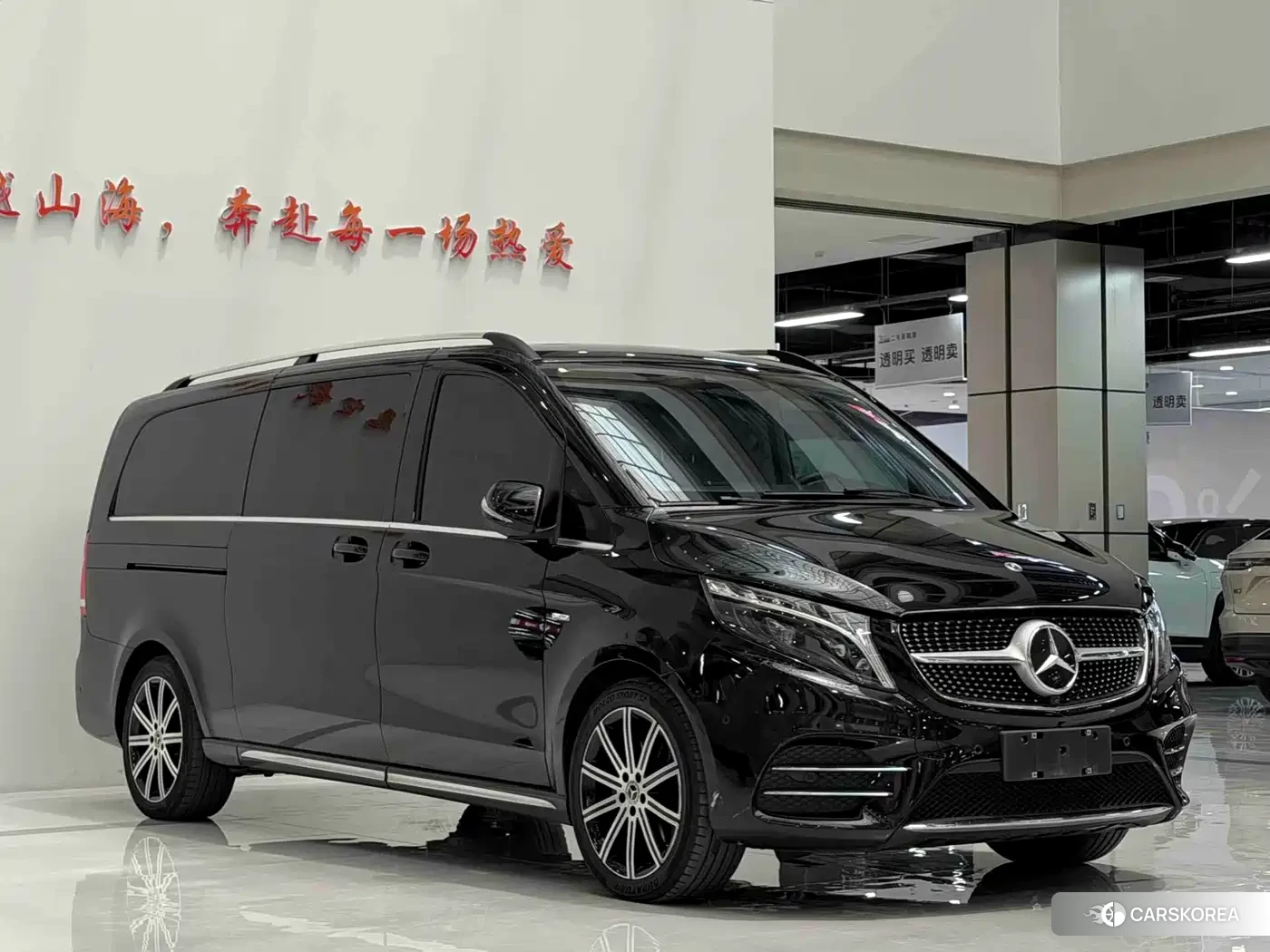 Mercedes-Benz V-Class 2023 Черный из Китая, фото 2
