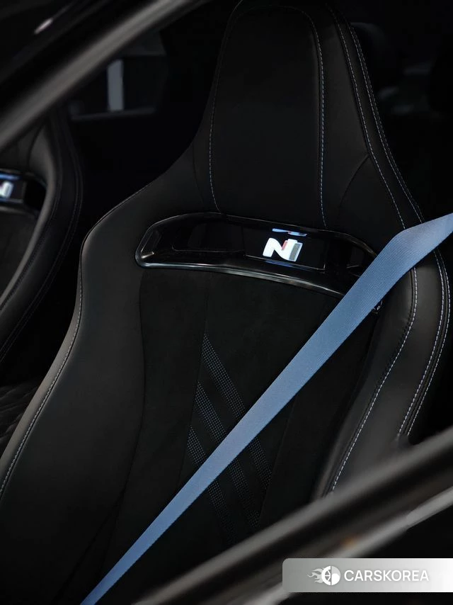 Hyundai Avante (CN7) id 3891795 из Кореи 8