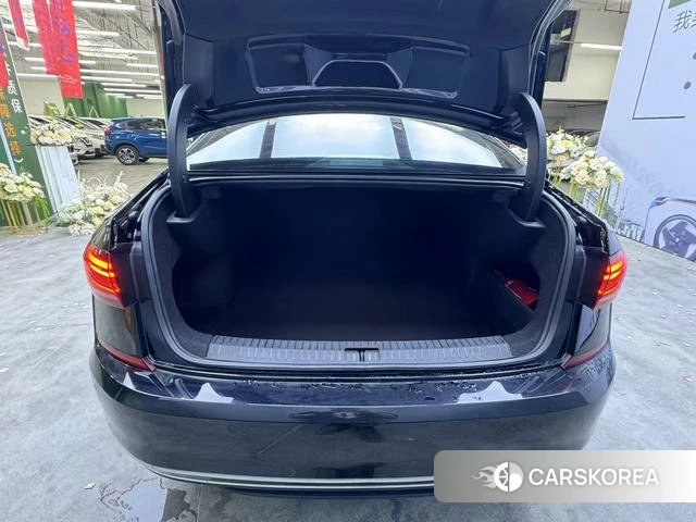 Volkswagen Passat 2023 Черный из Китая, фото 4