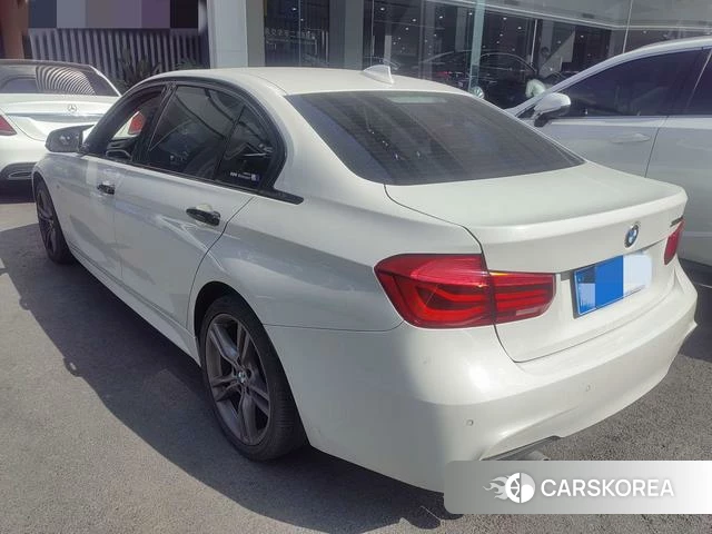 BMW 3 series 2018 Белый из Китая, фото 2