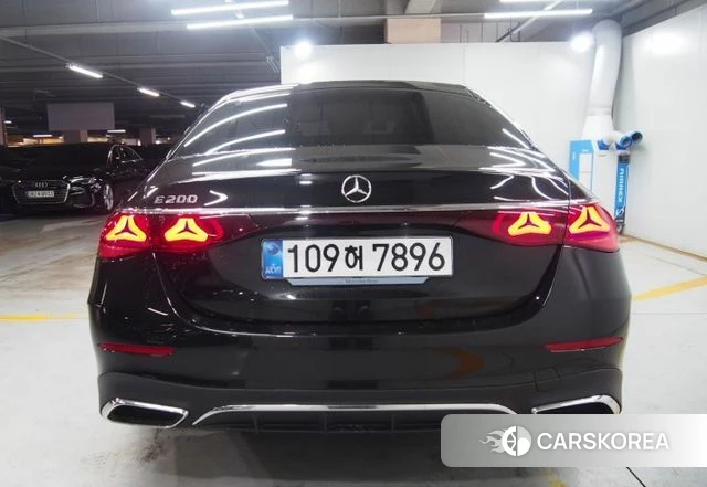 Mercedes-Benz E-Class W214 2025 Черный из Кореи, фото 6