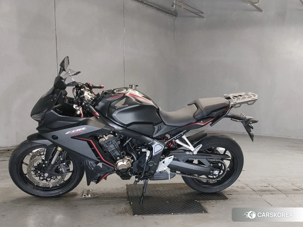 Проданный Honda CBR650R 2019 из Японии