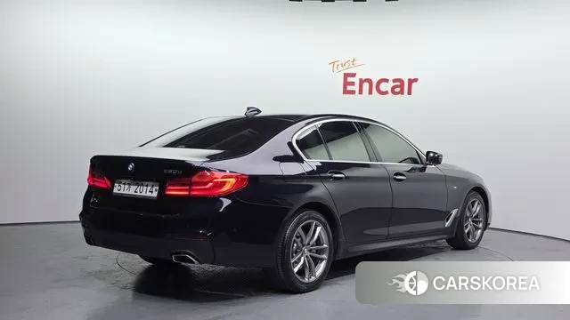 BMW 5 Series (G30) id 3667048 из Кореи 12