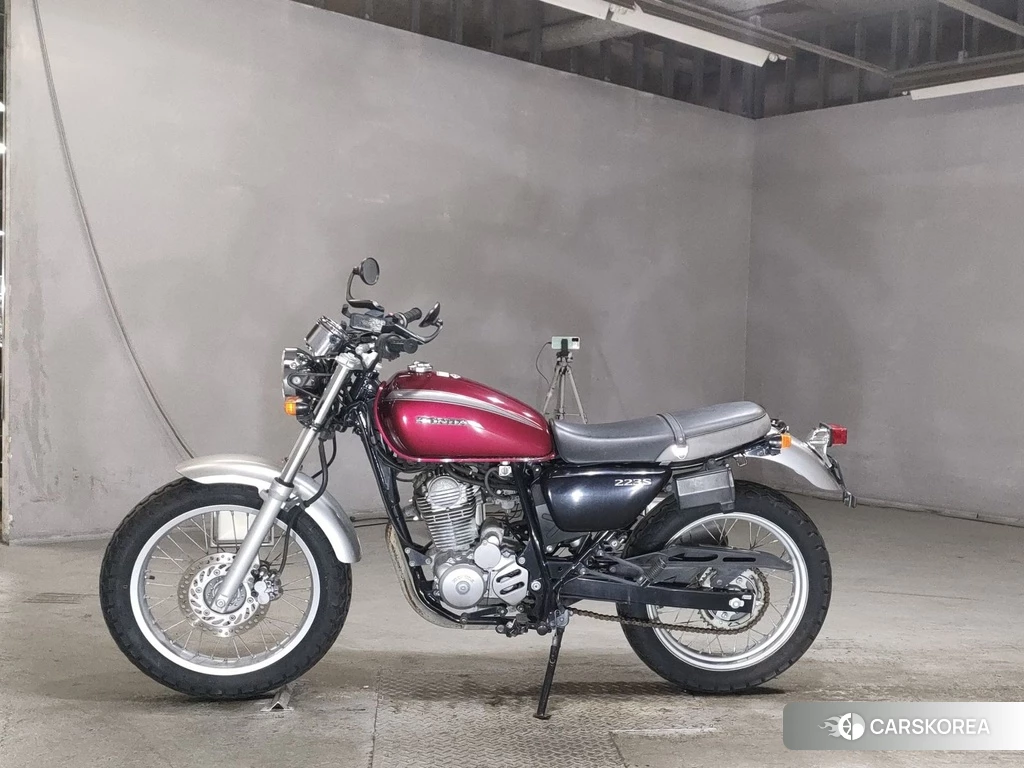 Проданный Honda CB223S 2011 из Японии, фото 2