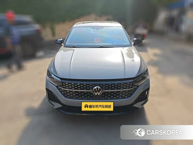 Volkswagen Lavida 2023 Темно-серый из Китая, фото 2