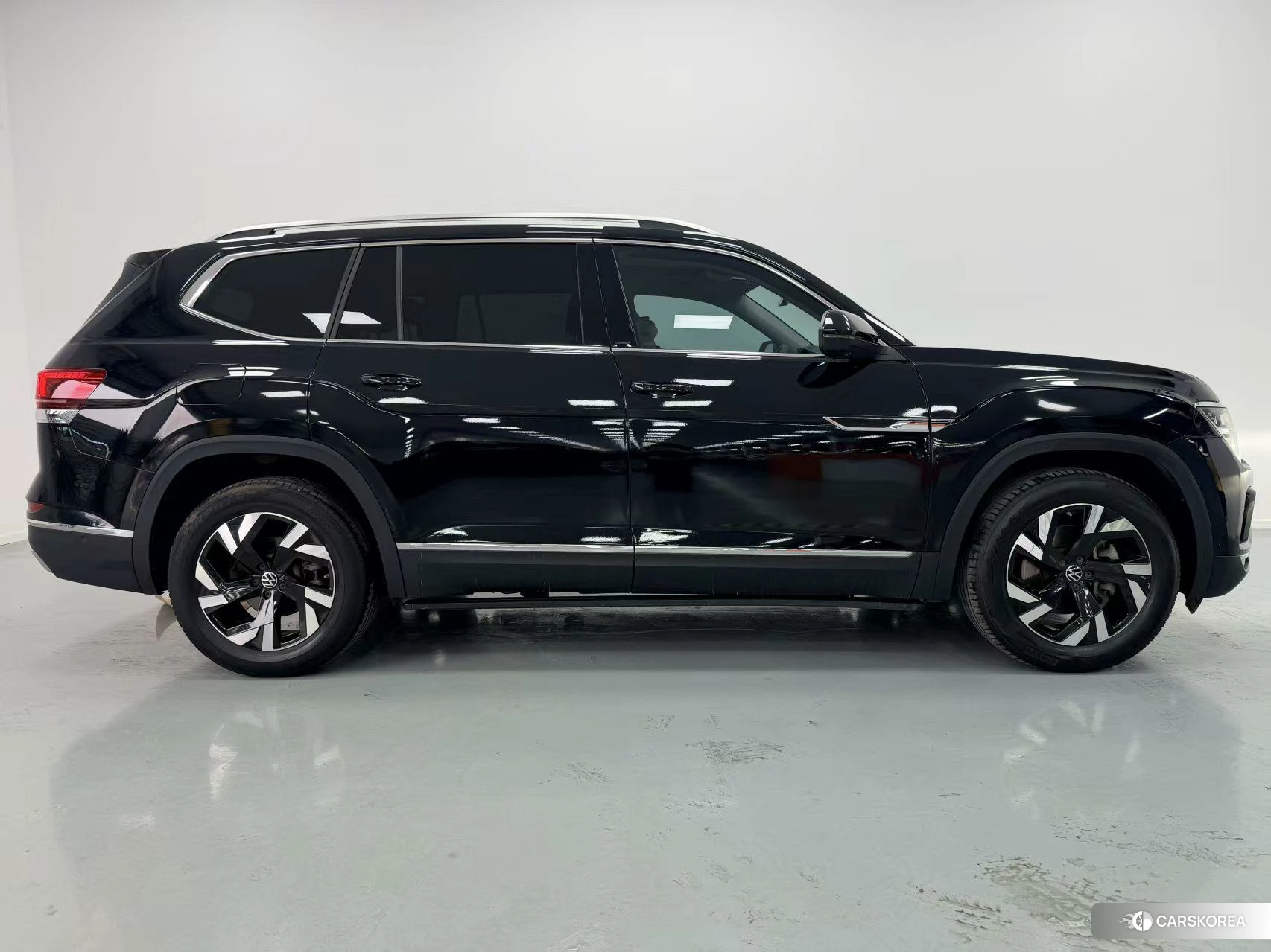 Volkswagen Tourang id 4498974 из Китая 12