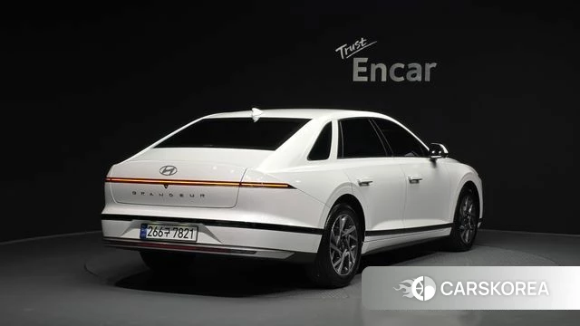 Hyundai Grandeur (GN7) id 3798291 из Кореи 12