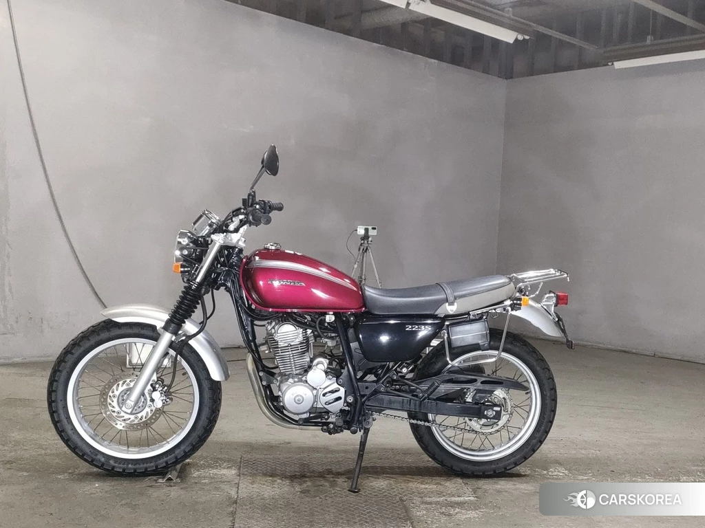 Проданный Honda CB223S 2010 из Японии, фото 2