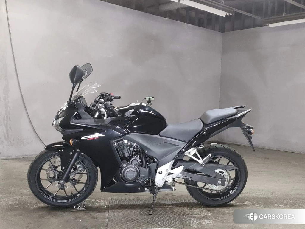 Проданный Honda CBR400R 2013 из Японии, фото 2