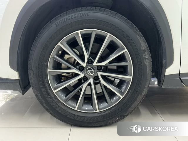 Lexus NX 2022 Белый из Китая, фото 6