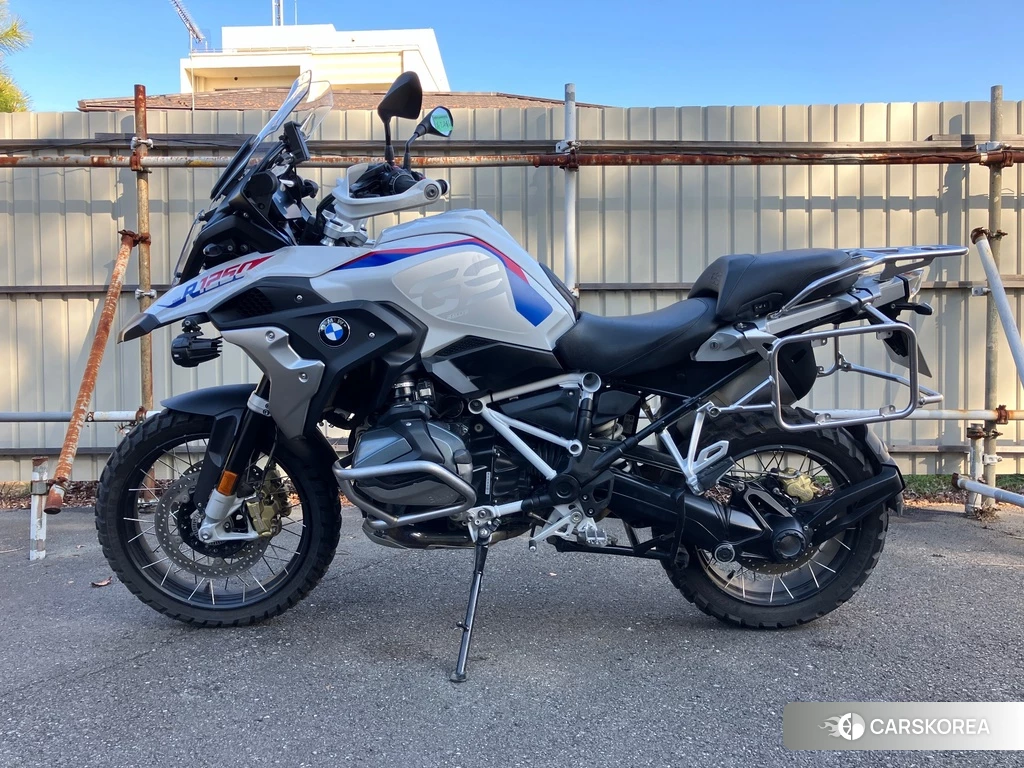 Проданный BMW R1250GS RALLY 2021 из Японии
