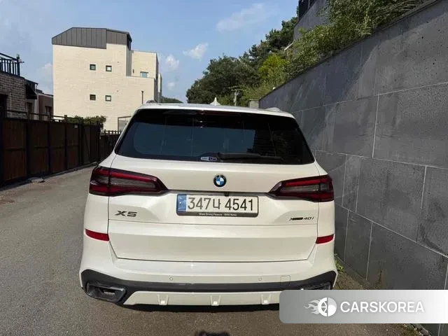 BMW X5 (G05) 2022 Белый из Кореи, фото 2