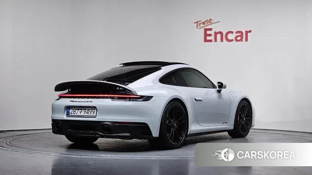 Porsche 911(992) id 3591200 из Кореи 12