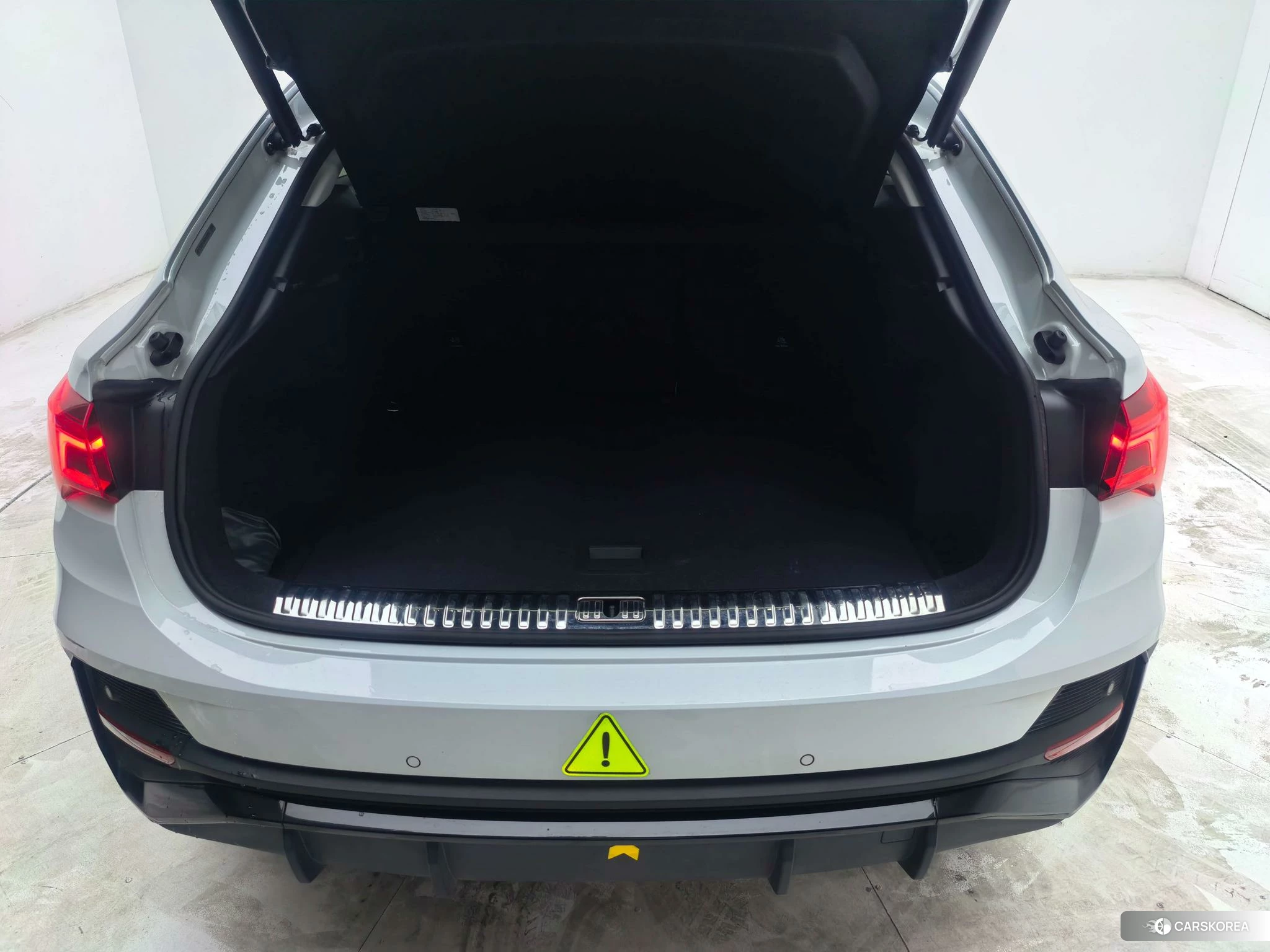 Audi Q3 Sportback id 4514979 из Китая 12