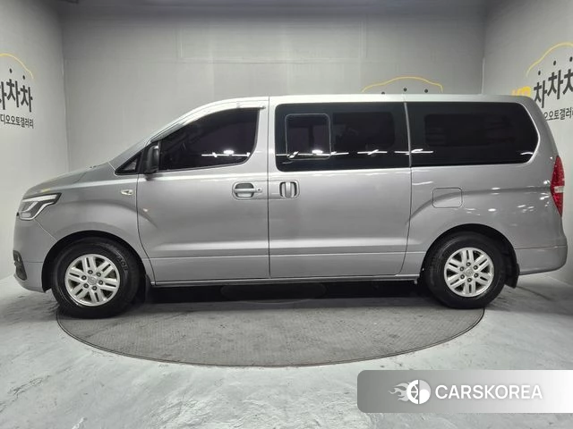 Hyundai The New Grand Starex id 4887317 из Кореи 7