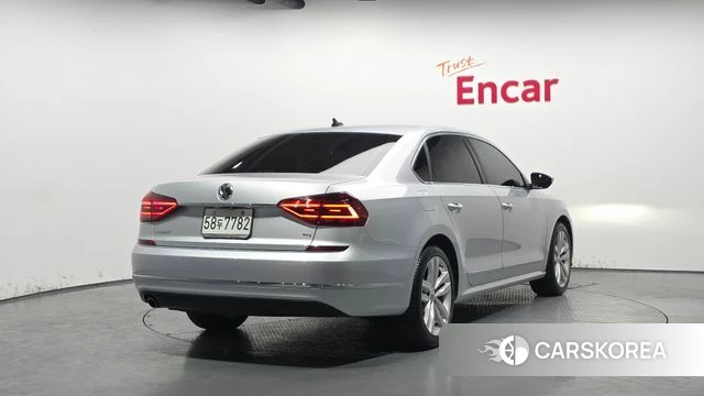 Volkswagen The New Passat id 3861581 из Кореи 12