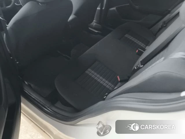 Volkswagen Lavida 2023 Белый из Китая, фото 6