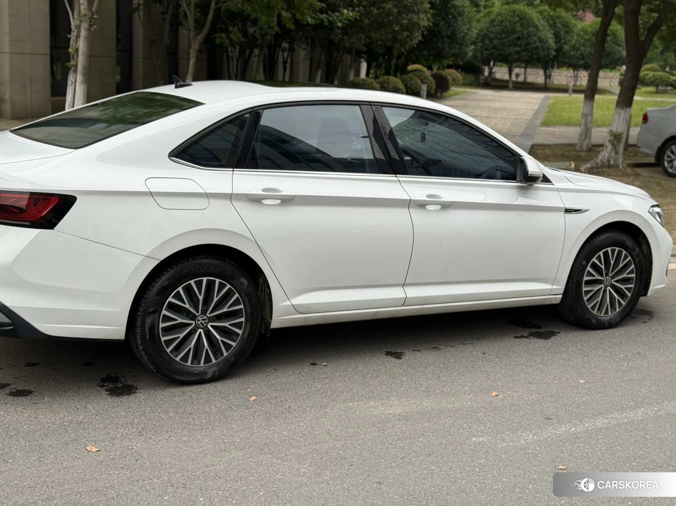 Volkswagen Sagitar 2024 Белый из Китая, фото 2