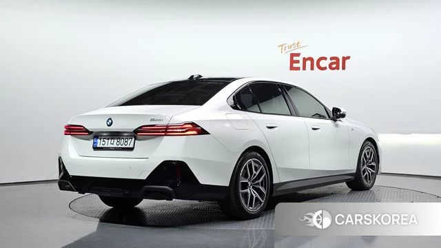 BMW 5 Series (G60) id 4870710 из Кореи 12