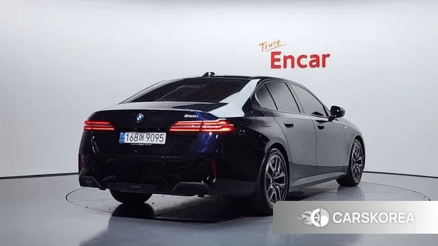 BMW 5 Series (G60) id 3426145 из Кореи 12