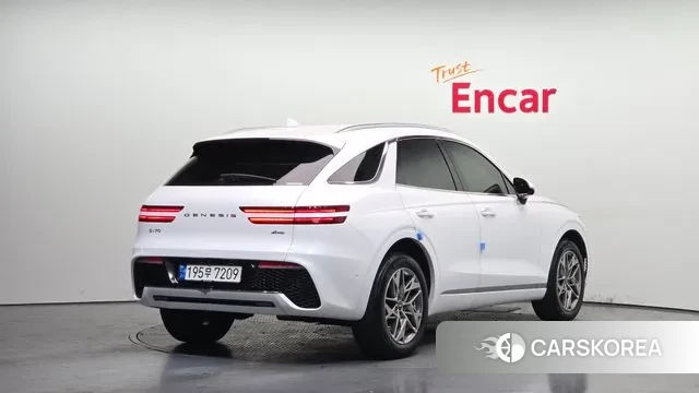 Genesis GV70 id 3675566 из Кореи 12