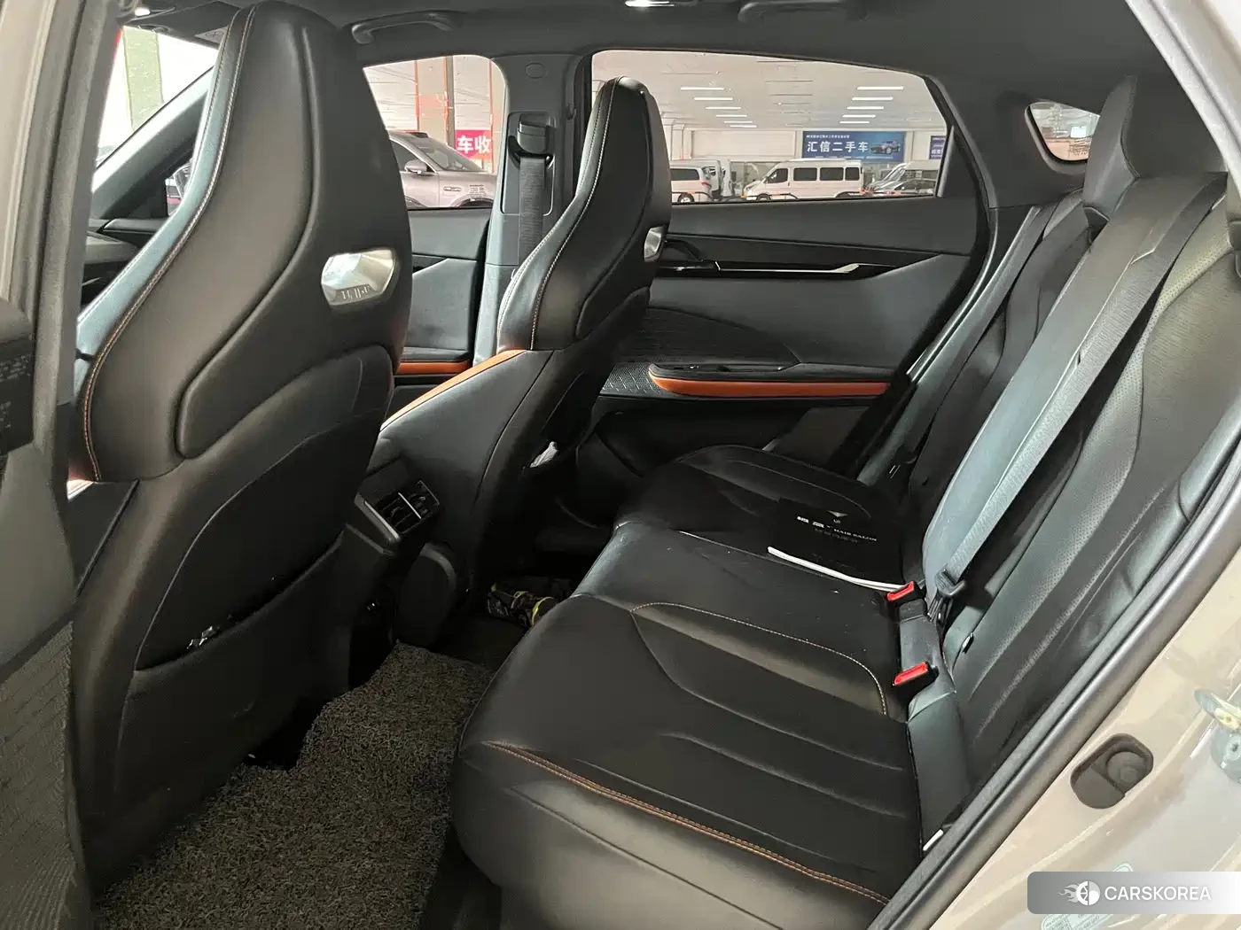 Chang'an UNI-V 2022 Silver/gray из Китая, фото 2