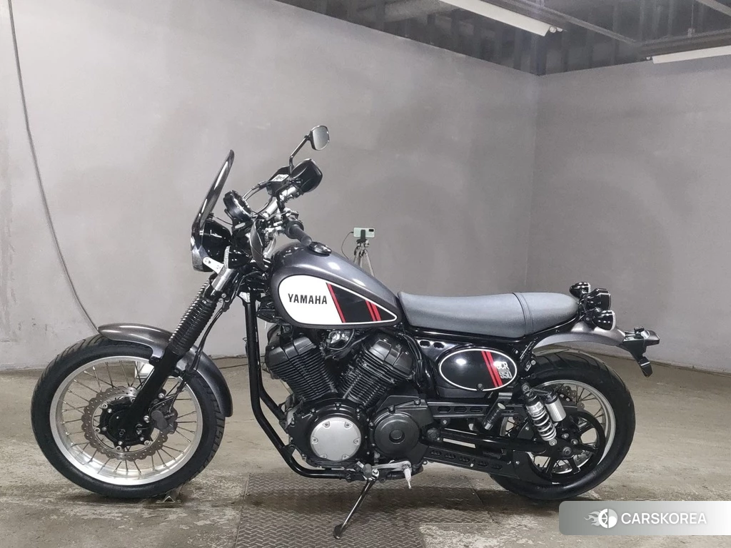 Проданный Yamaha SCR950 SCRAMBLER 2017 из Японии, фото 2