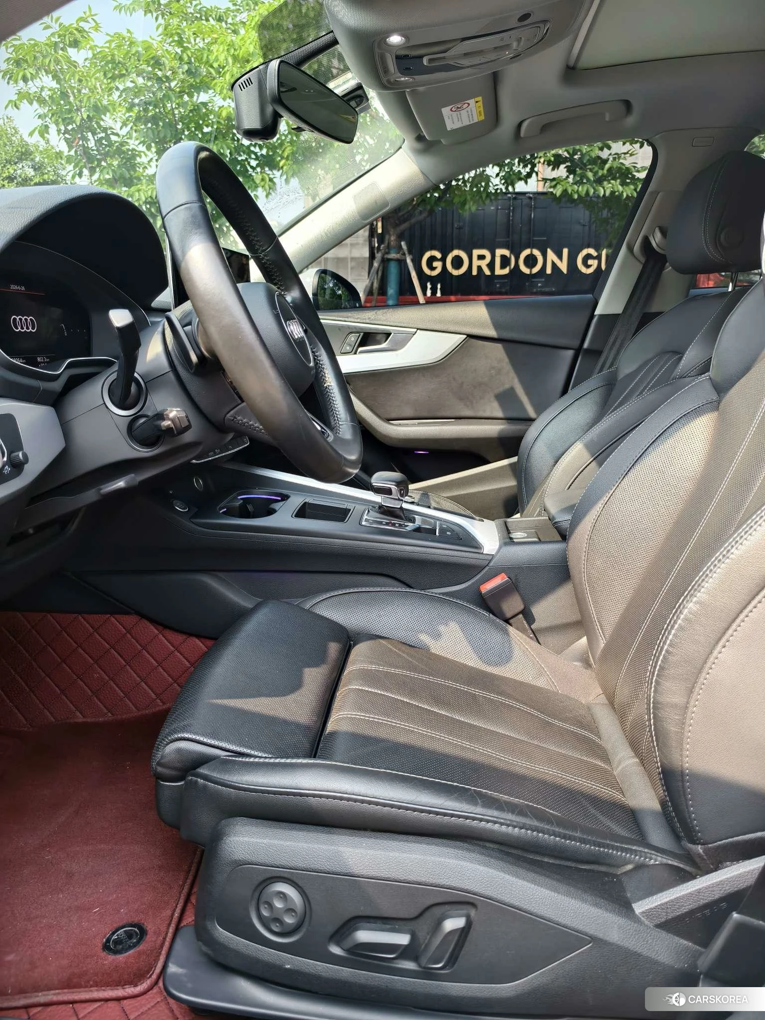 Audi A4L id 4510765 из Китая 7