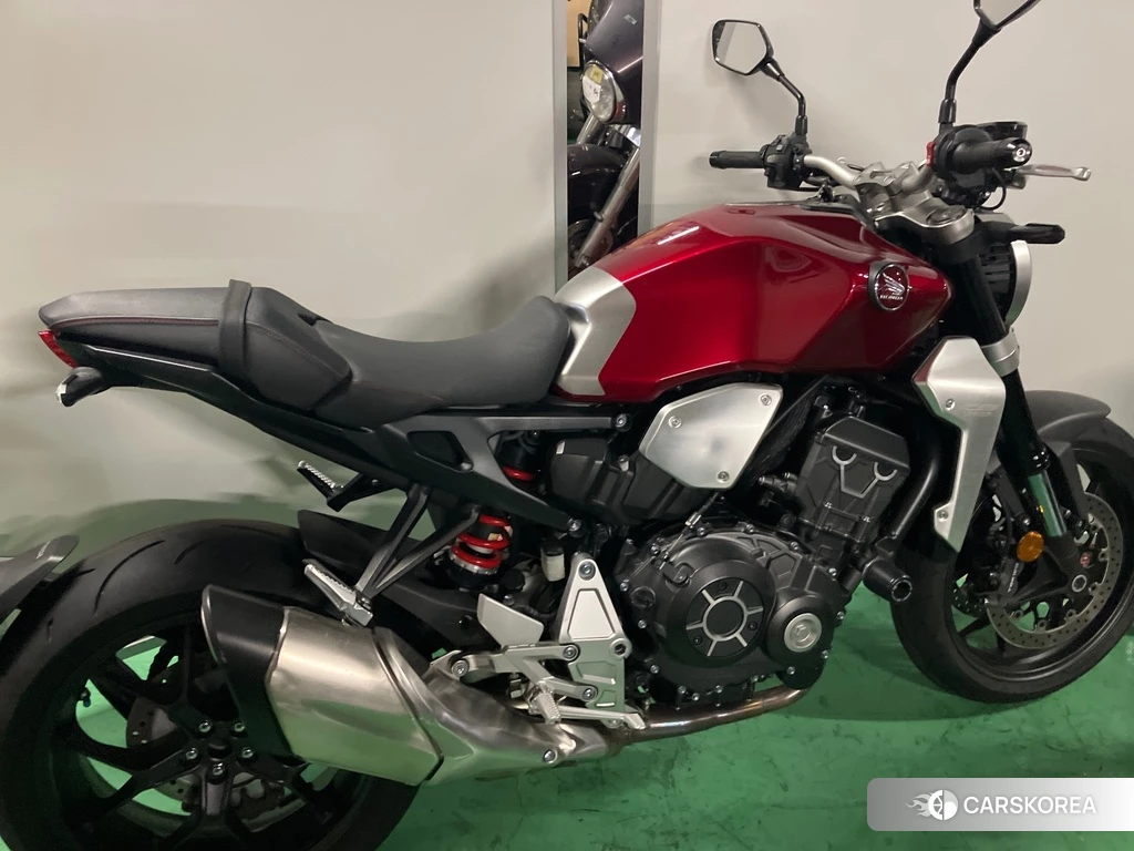 Проданный Honda CB1000R 2018 из Японии, фото 2