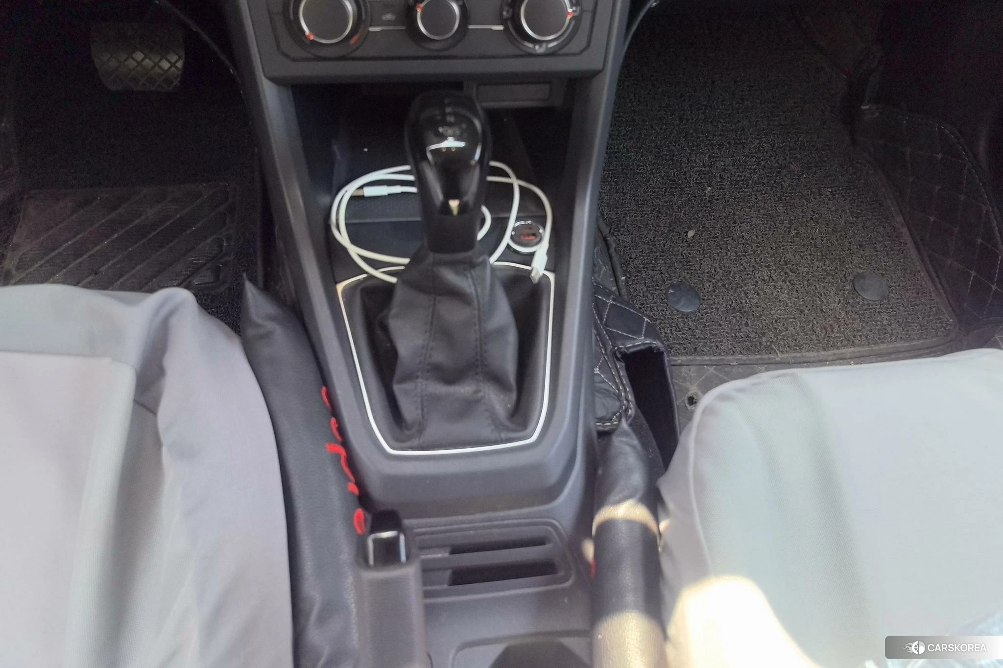 Volkswagen Exploring the shadow id 4512672 из Китая 9