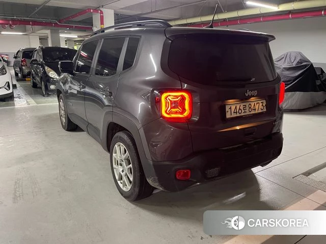 Jeep Renegade id 4362386 из Кореи 11