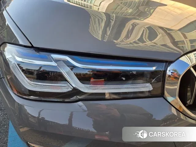 BMW 5 Series (G30) id 3504167 из Кореи 10