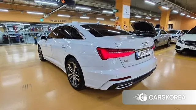 Audi A6 (C8) 2021 Белый из Кореи, фото 3