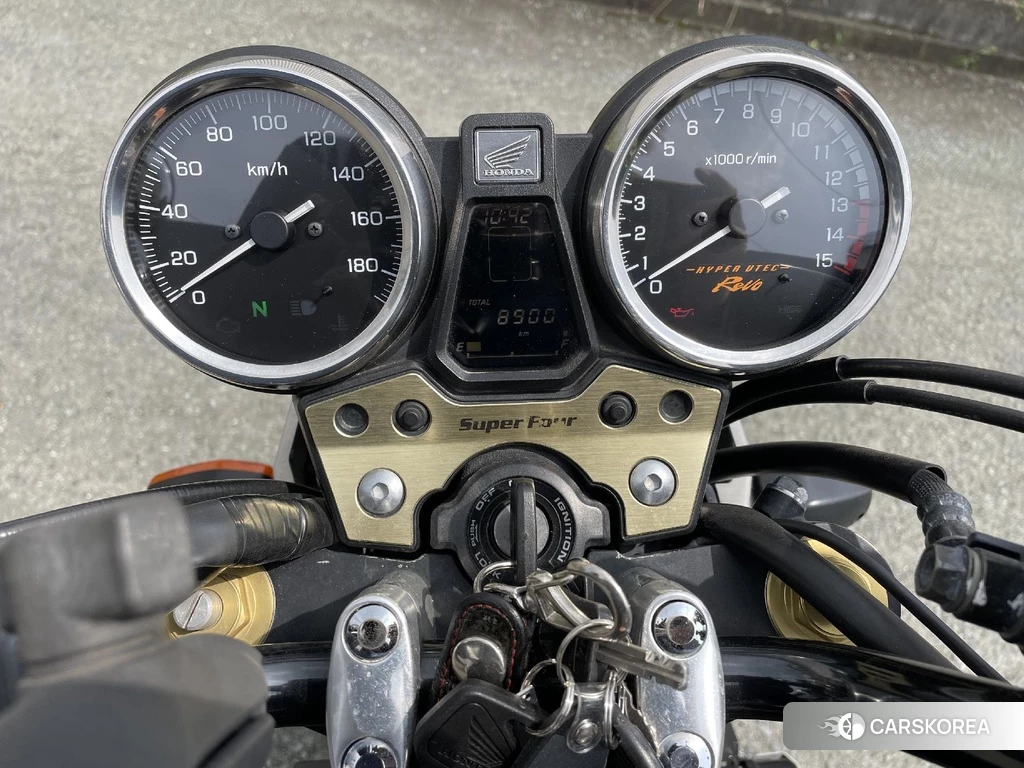 Проданный Honda CB400SF 2018 из Японии, фото 2