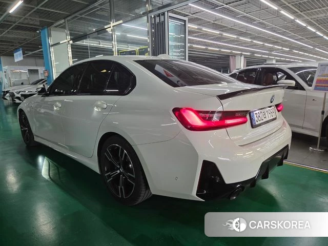 BMW 3 Series (G20) 2022 Белый из Кореи, фото 2