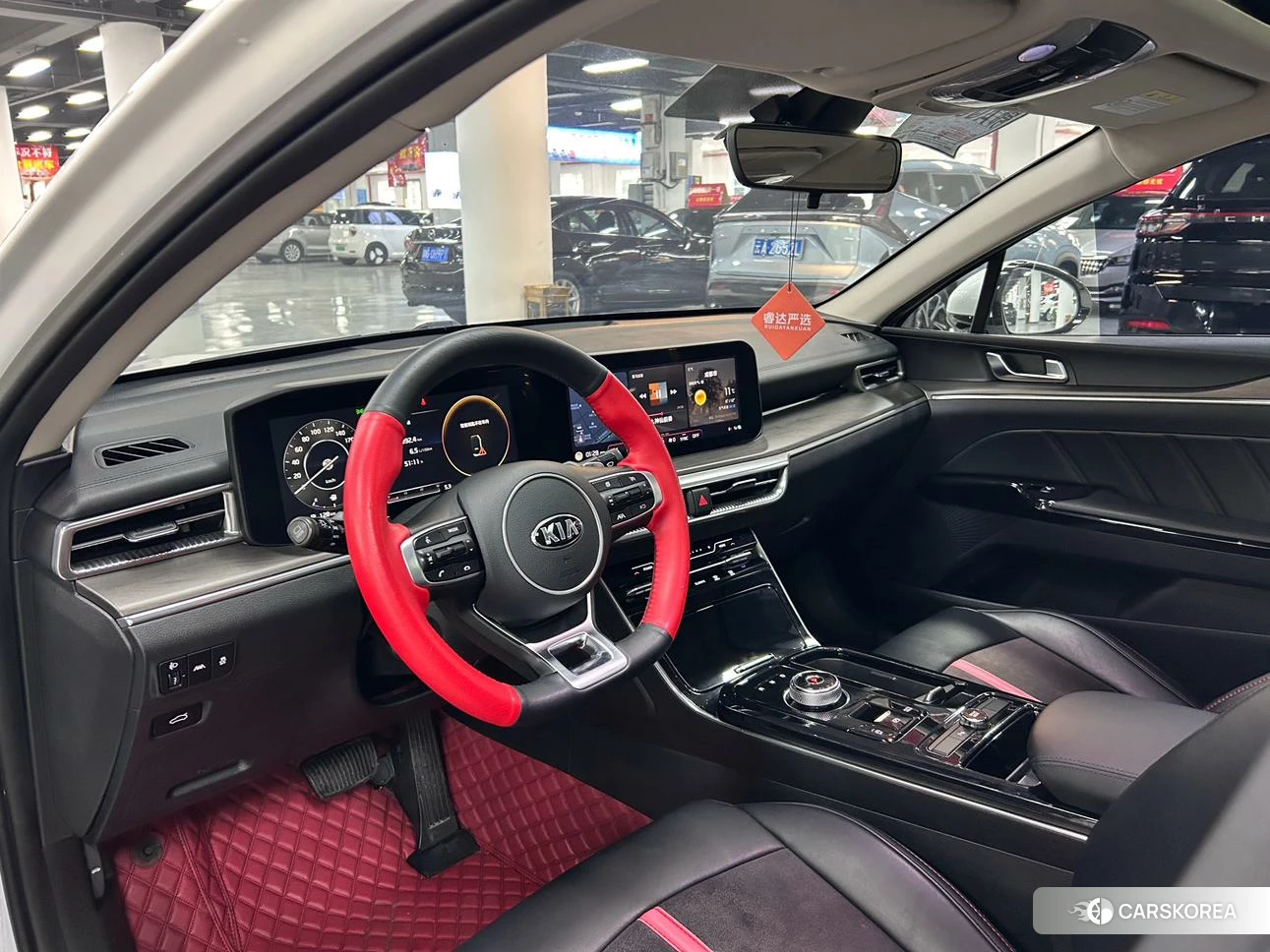 Kia K5 2020 Белый из Китая, фото 3