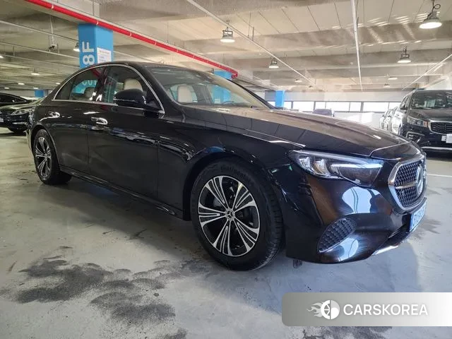 Mercedes-Benz E-Class W214 2025 Черный из Кореи, фото 5