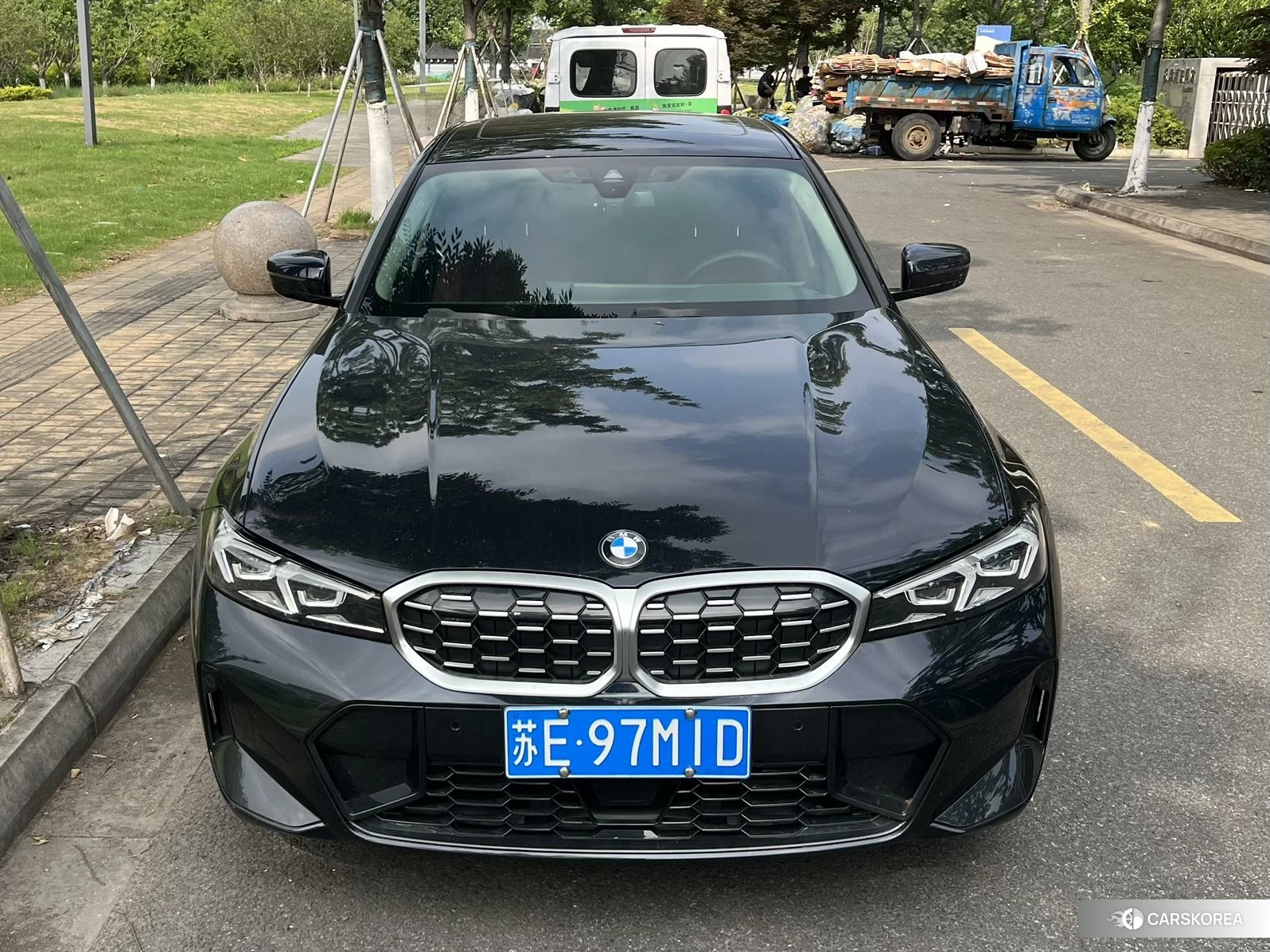 BMW 3 series 2024 Черный из Китая, фото 2