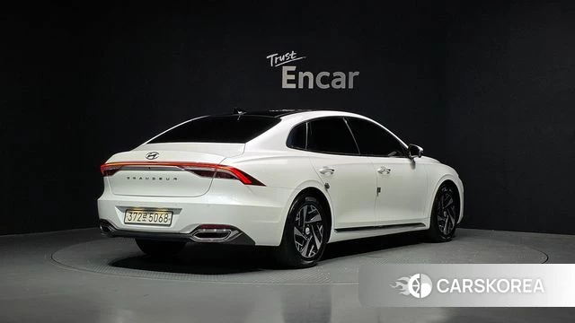 Hyundai The New Grandeur IG Hybrid id 4324242 из Кореи 12