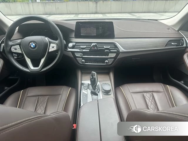 BMW 5 series PHEV id 4212696 из Китая 12