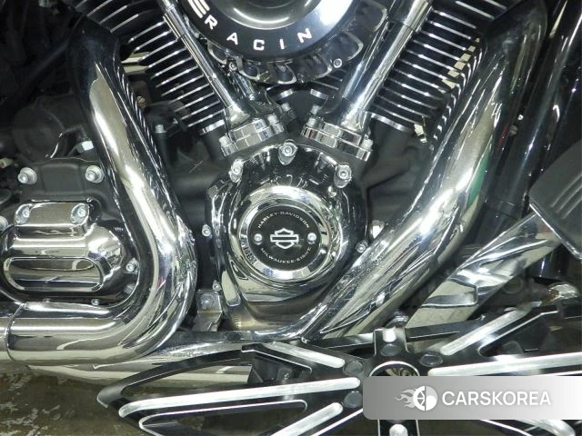 Engine photo