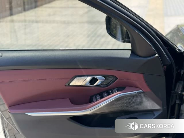 BMW 3 series id 4271254 из Китая 8