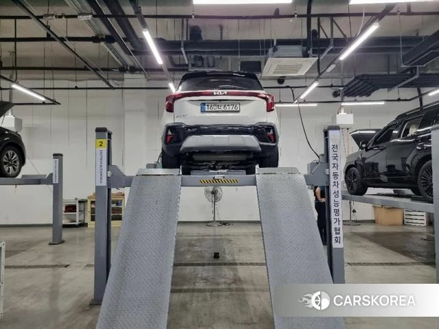 Kia The New Seltos 2022 Белый из Кореи, фото 2