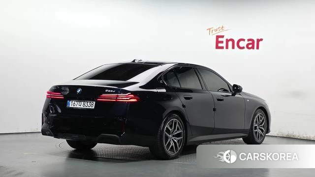 BMW 5 Series (G60) id 4870692 из Кореи 12