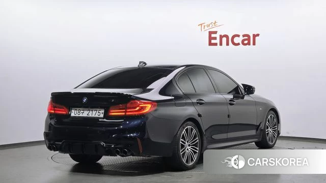 BMW 5 Series (G30) id 4447352 из Кореи 12