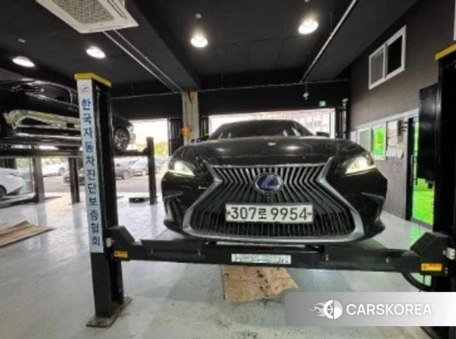 Lexus ES300h 7th generation 2019 Черный из Кореи, фото 2