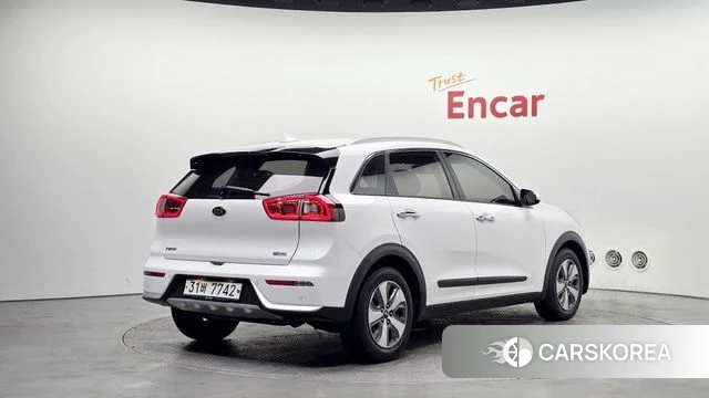 Kia Niro id 4325795 из Кореи 12