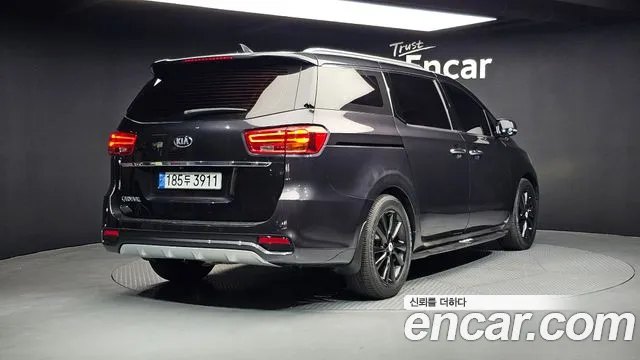 Kia The New Carnival id 2840136 из Кореи 12