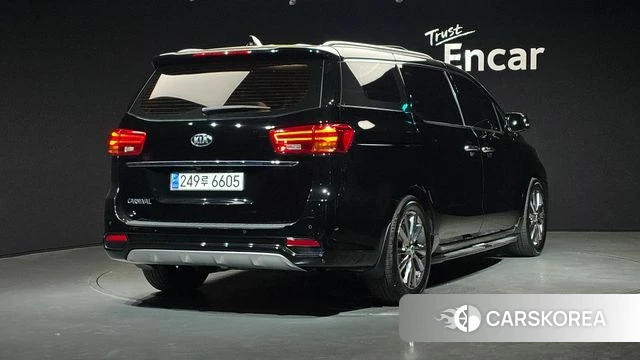 Kia The New Carnival id 3924994 из Кореи 12