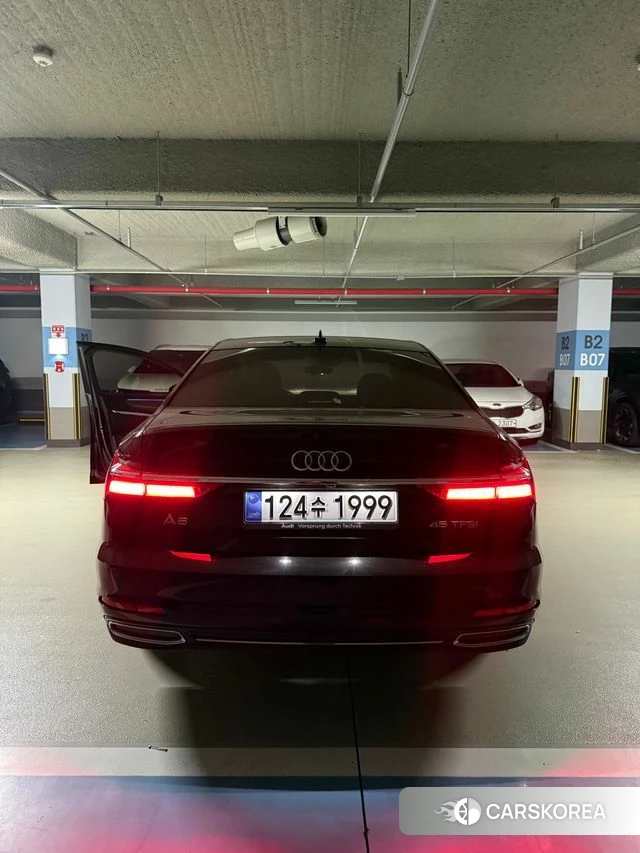 Audi A6 (C8) 2022 Черный из Кореи, фото 2